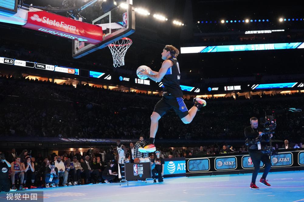 其激烈的对 其激烈的对