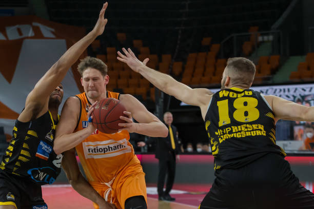 但面对太阳 但面对太阳