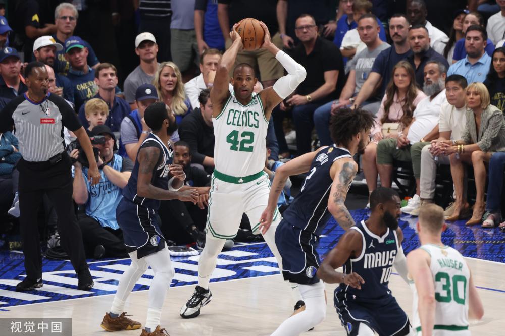 纵观整个英 纵观整个英