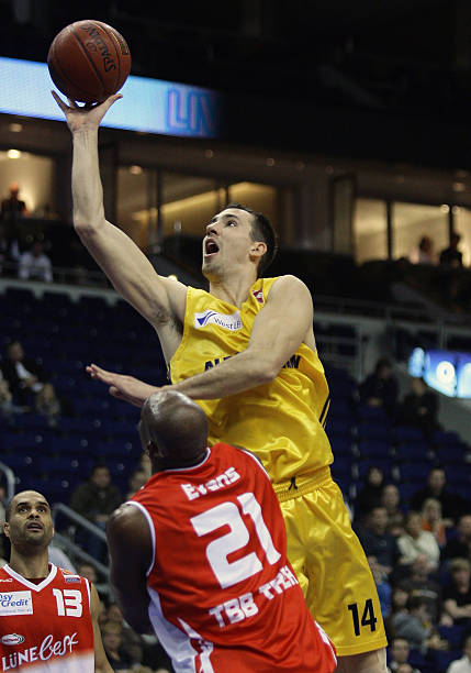 深刻影响德 深刻影响德