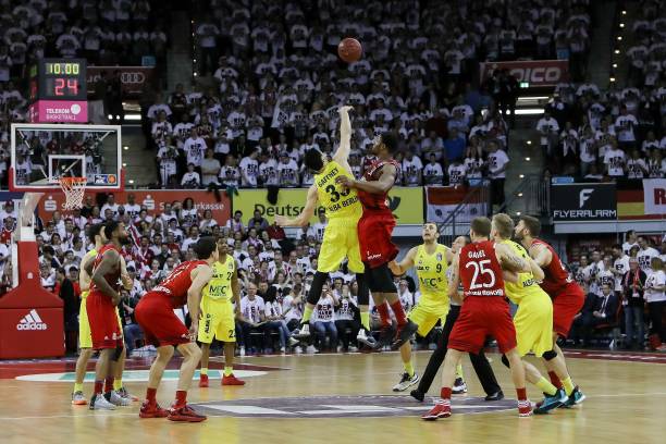 篮球世界总 篮球世界总