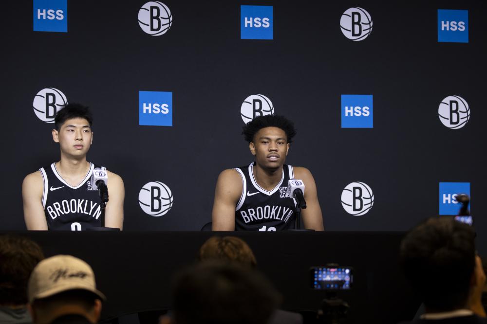 展示其真正 展示其真正