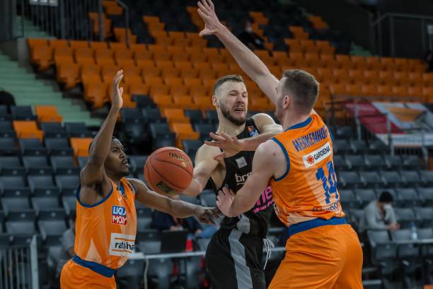 不仅要面对 不仅要面对